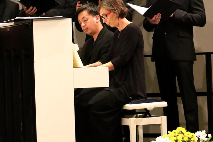 Die Klavierbegleitung kam von Ferdinand Bambico und Doris Gastinger. 