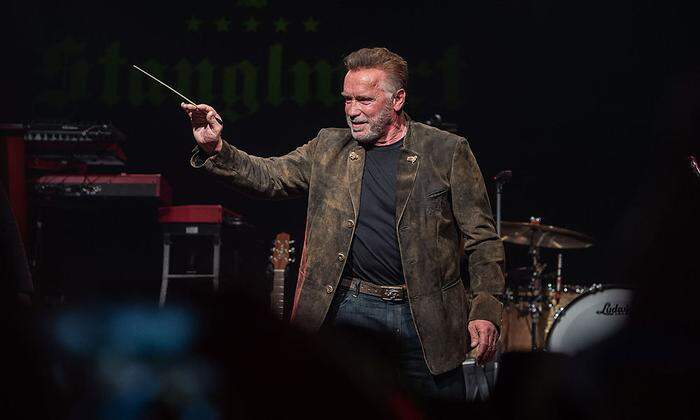 Arnold Schwarzenegger als Dirigent