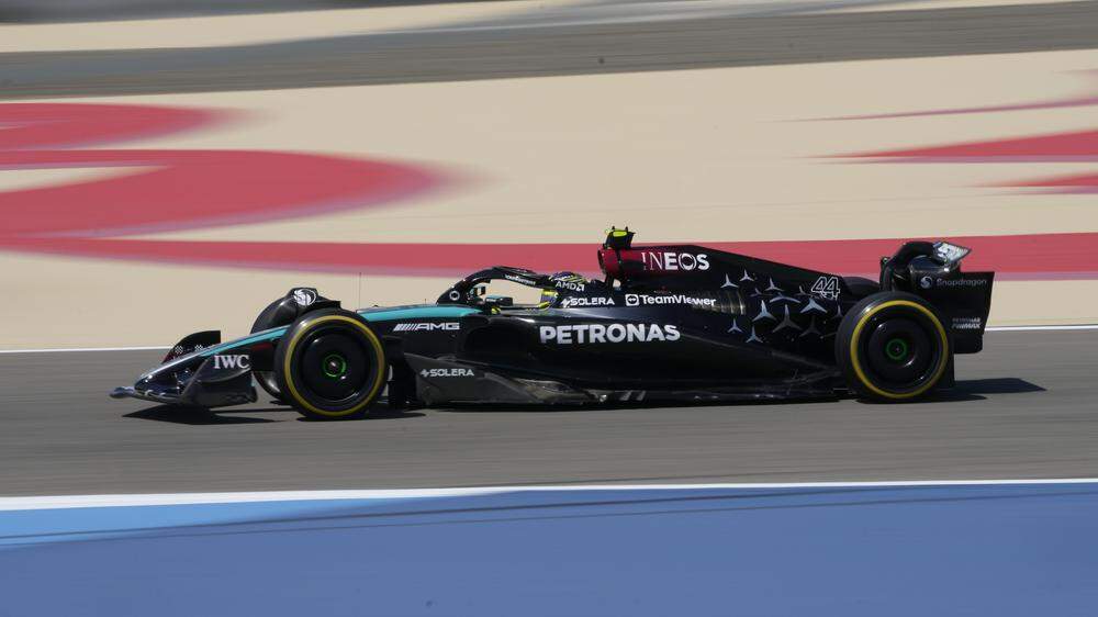 Auch Lewis Hamilton fuhr über den Randstein hinaus