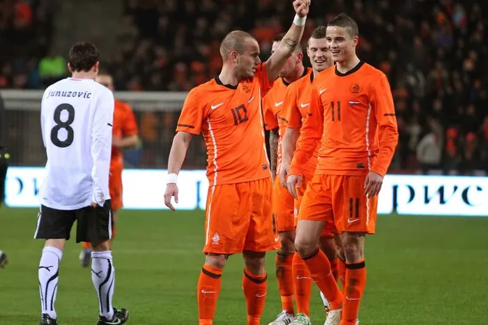 . . .Zlatko Junuzovic, der Wesley Sneijder und Co. beim Jubeln zuschauen mussten.