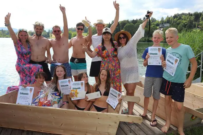 Sind extra aus der Steiermark zur2.  Int. Sautrog-Regatta am Maltschacher See angereist!