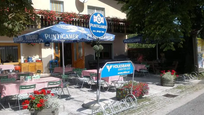 Gasthaus „Zur Rose“ in Sittersdorf (Archivbild) in einer Außenansicht