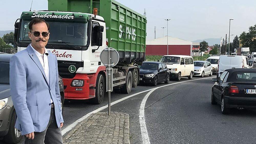 Bauprojekte und Verkehrsinfarkte halten Puntigams Bezirkschef Helmuth Scheuch (ÖVP) auf Trab