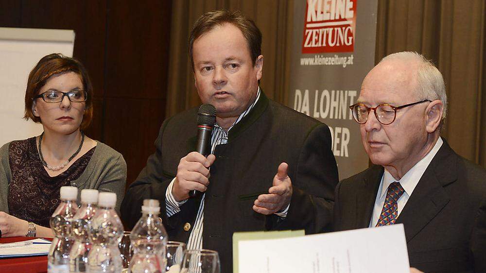 Johann Schuster (SPÖ, Mitte) und Wilfried Koller (ÖVP) rittern um den Chefsessel in Millstatt, die Grünen mit Judith Oberzaucher könnten "Zünglein an der Wagge" werden