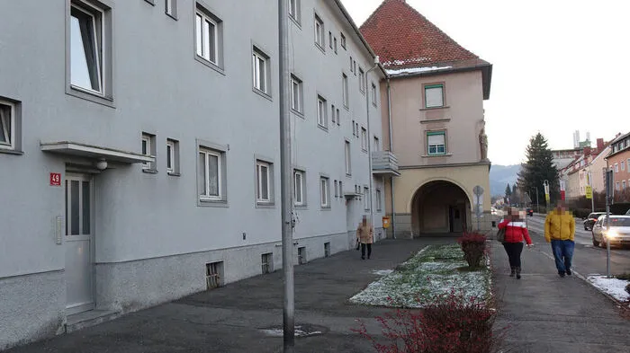 Über die künftigen Eigentümerverhältnisse bei den 520 JuSi-Wohnungen (hier in der Burggasse) wird am Donnerstag entschieden