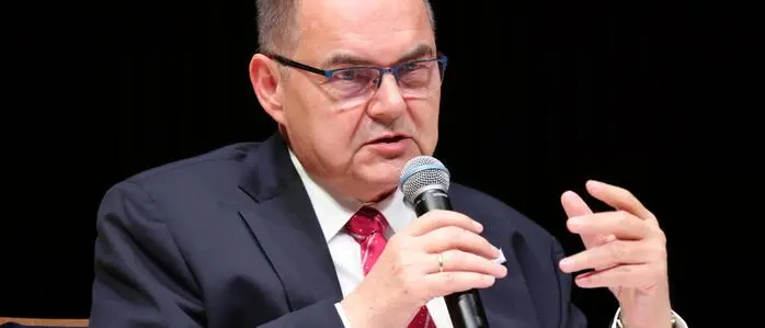 Schmidt: Hoher Repräsentant, Bosnien 