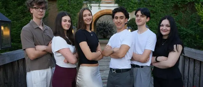 Lorena Jakovljevic und Boran Kemac (Mitte) mit dem übrigen Vorstand von Progress Murtal-Leoben