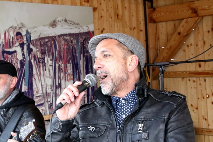 Ein Video vom Konzert am Berg gibt es auf Facebook Kleine Zeitung St. Veit/Feldkirchen zu sehen! 
