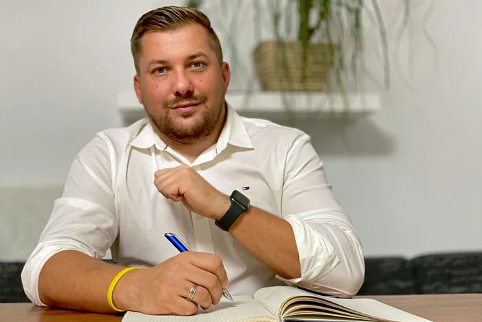Michael Schabernig, Friesacher Eventveranstalter: "Ich möchte mich im nächsten Jahr sportlich mehr betätigen und mich noch mehr für sozial benachteiligte Menschen engagieren. Ein großes Ziel, das man sich im neuen Jahr setzen sollte, ist mehr Sinn für Gemeinschaft, umzusammen ein normales, gesundes und glückliches Leben führen zu können."