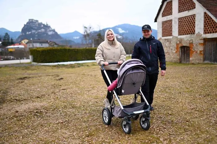 Derzeit wohnen sie in Kärnten. Wenn der Krieg endet, wollen die Beiden wieder zurück in die Ukraine 