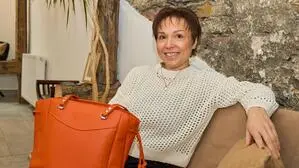 Erika Tonso designt und produziert nachhaltige Taschen unter anderem aus Orangenleder