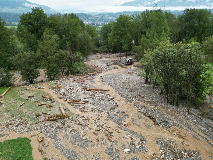 Aufgrund der heftigen Regenfälle gingen mehrere Muren ab