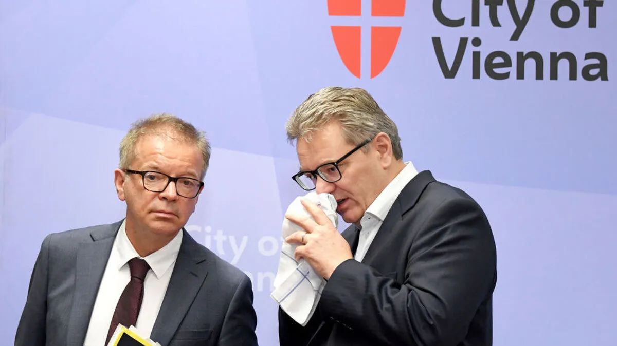 Anschober und Hacker bei der PK