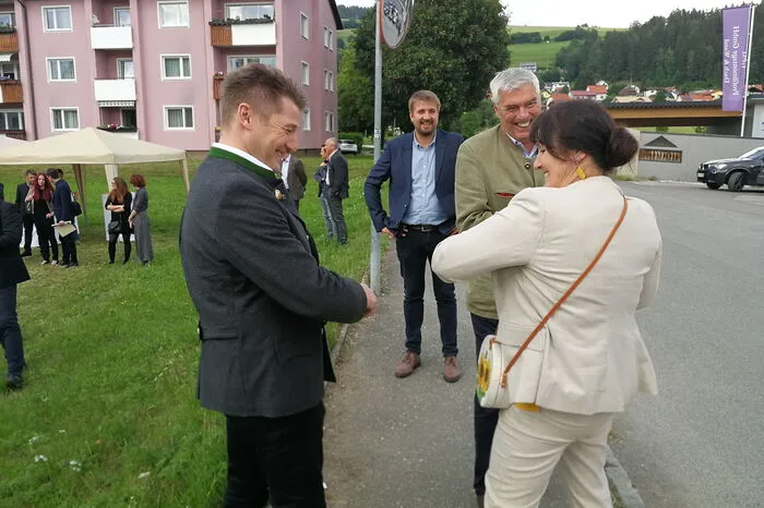 Coronabegrüßung.