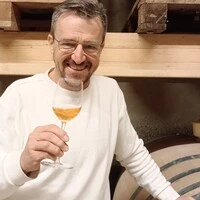 Franz Strohmeiers  Weine entstehen mit viel handwerklichem Geschick, Liebe und Zeit.