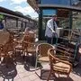 Wiener Naschmarkt:  „1,8 Millionen arbeiten kurz oder gar nicht. Nicht, weil sie vom Glauben an den Markt abfielen, sondern weil der Markt geschlossen wurde“