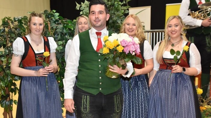 Für den jungen Kapellmeister war es eine Premiere: Erstmals leitete Gernot Mang das Frühlingskonzert der Stadtkapelle Murau.