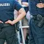 Beim Spitzenspiel der deutschen Bundesliga waren mehr Beamte im Einsatz 