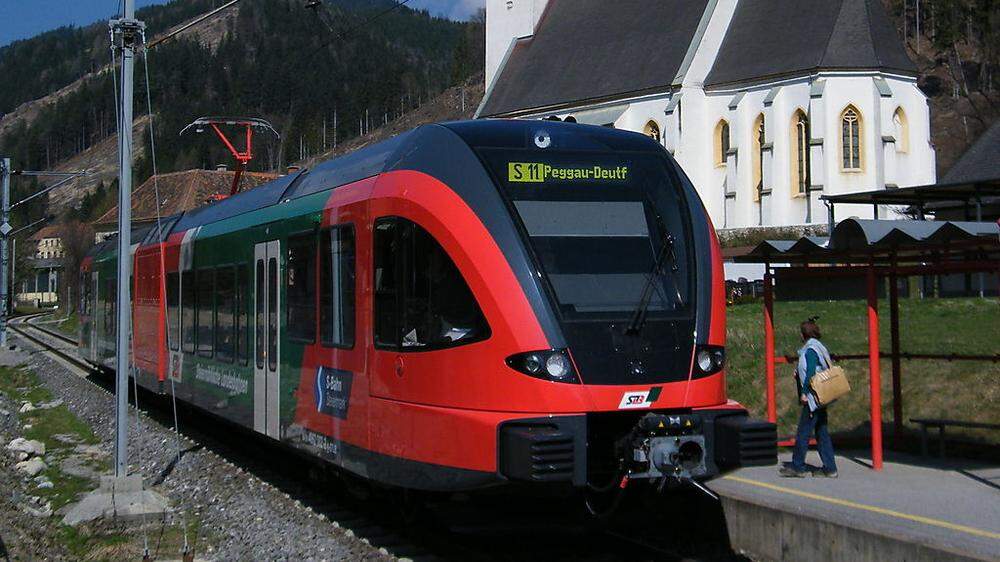 Sechs Stadler-Züge wie dieser sind seit 2011 auf der S-Bahn auf Achse. Bezahlt sind sie bis heute nicht