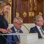 Schlag nach im Unigesetz: Bogner-Strauß (ÖVP; neben SPÖ-Lang und LH Drexler) lässt 51 Medizin-Studienplätze reservieren