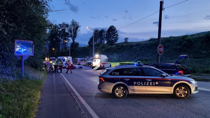 Neben der Feuerwehren waren das Rote Kreuz und die Polizei im Einsatz