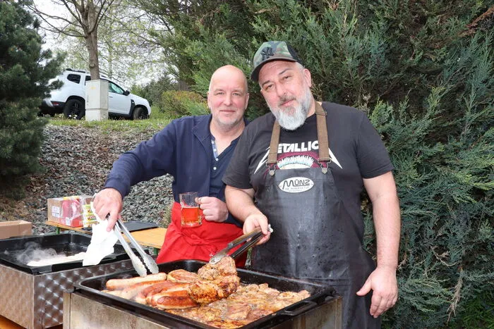 Grillspeziallitäten gab es vom Gasthaus Göderle.