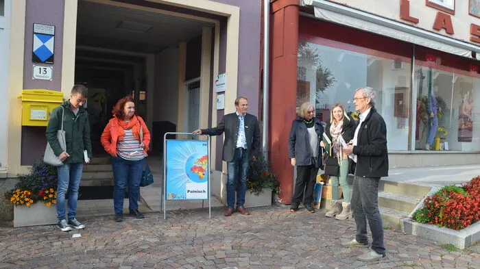 Bürgermeister Oliver Felber Und Wolfgang Pojer (rechts) eröffneten den Sprachenfreitag.
