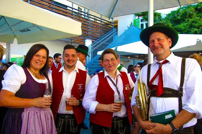 Für musikalische Farbtupfer sorgte unter anderem der Musikbezirk Radkersburg, sowohl live am Lorberplatz als auch im Programm von Radio Steiermark.