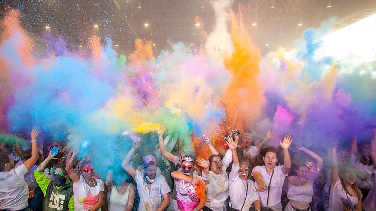 Nach sieben Mal ist nun Schluss: Das Holi Festival feiert bunten Abschied in Graz