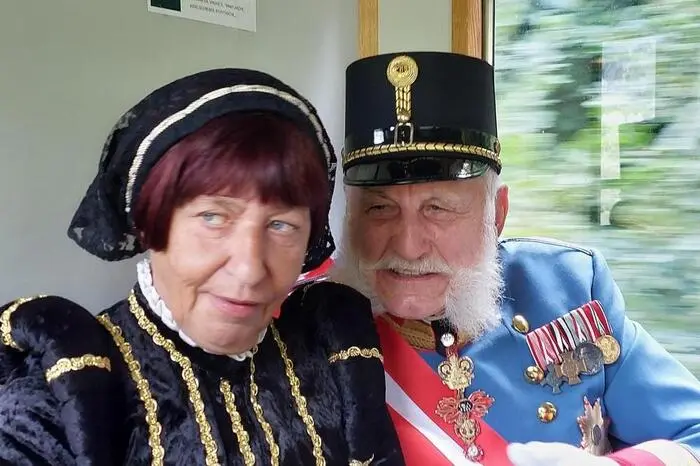 Für einen besonderen Empfang sorgte Gabi Novak in ihrer Rolle als Anna Neumann, der einstigen Herrin von Murau. 