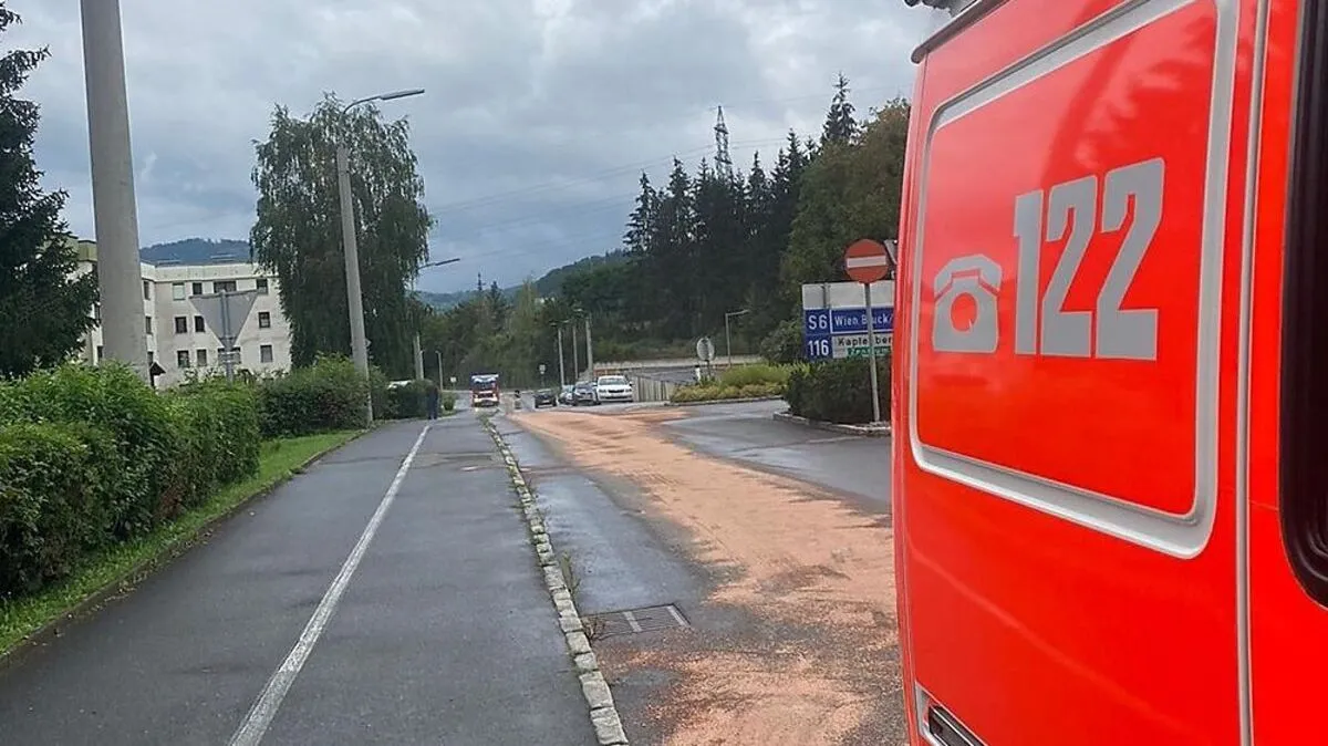 Für die Dauer des Einsatzes kam es zu Verkehrsbehinderungen