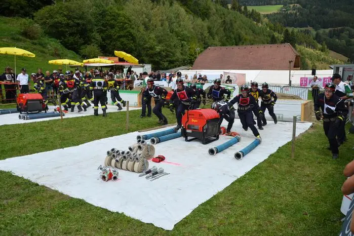 Am Samstag wurde der Nassleistungsbewerb des BFV Weiz ausgetragen. 20 Bewerbsgruppen stellten dabei ihr Können und ihre Einsatzbereitschaft unter Beweis.