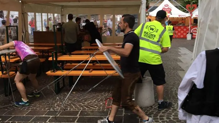 Klicken Sie sich durch die Bilder.
