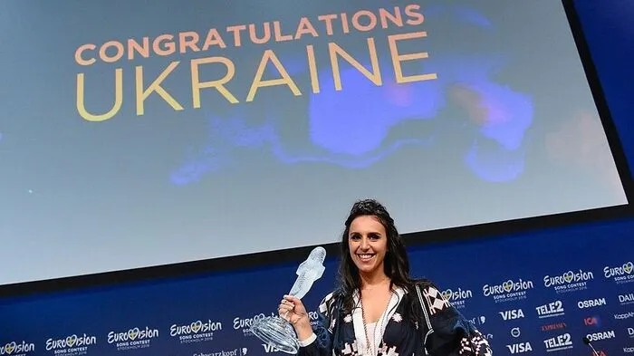 Sängerin Jamala nach ihrem ESC-Sieg mit "1944" für die Ukraine