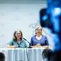 Bürgermeisterin Elke Kahr (KPÖ) und Vize Judith Schwentner (Grüne) im 