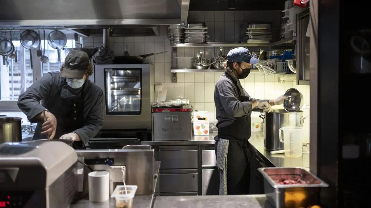 AK vertrat unter anderem zwei Gastro-Mitarbeiter vor Gericht (Sujet)