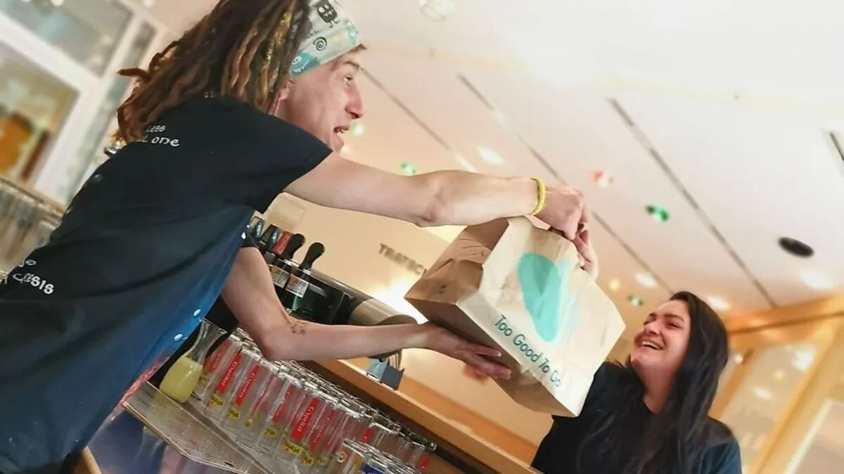 Daniela Köfler und Katrin Mayer vom Draupark Restaurant & Café in Lienz 