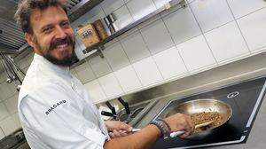 Emanuele Paoloni kocht seit einem Jahr im Aqualunae 