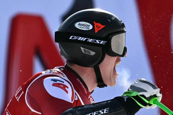 Austria's Raphael Haaser reacts at the finish after his race during the men's Super G event of the FIS Alpine Skiing World Cup in Kitzbuehel, Austria, on January 24, 2025. (Photo by JOE KLAMAR / AFP)