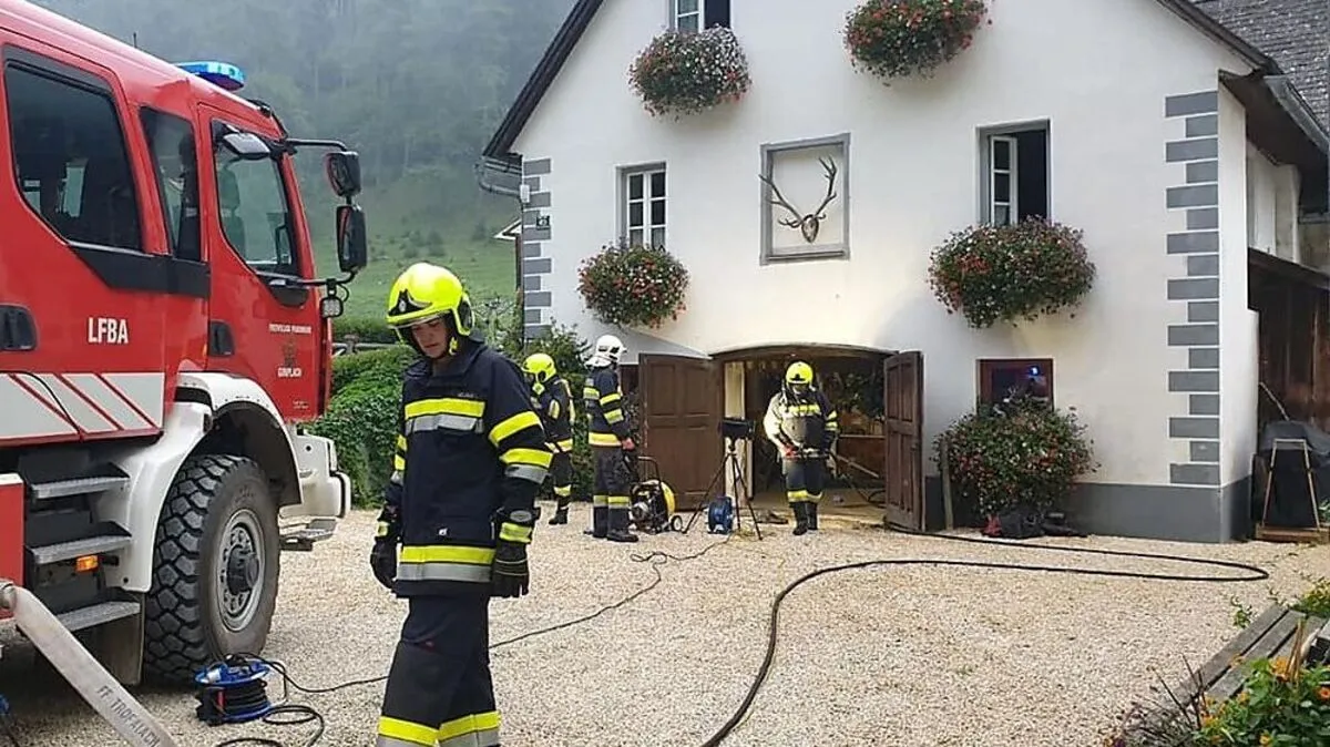 Vier Feuerwehren brachten den Brand im Trofaiacher Gössgraben schnell unter Kontrolle