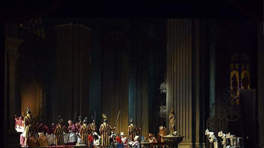 Margarethe Wallmanns Inszenierung von Puccinis &quot;Tosca&quot; hatte am 3. April 1958 Premiere