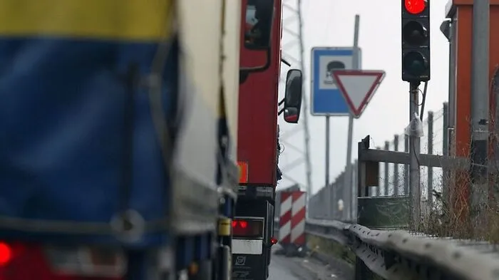 Die Autobahn vor dem Gotthard-Südportal wurde gesperrt 