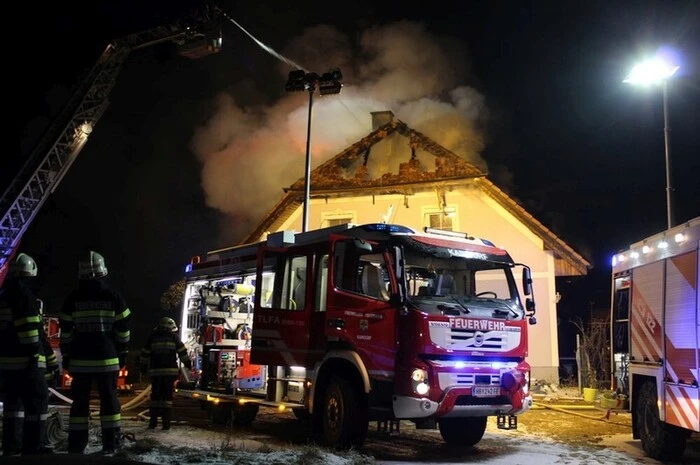 117 Feuerwehrleute waren bis 1.15 Uhr am Freitag im Einsatz