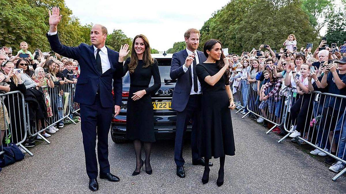 Prinz William und Prinz Harry und ihre Ehefrauen Kate und Meghan zeigten sich in der Öffentlichkeit