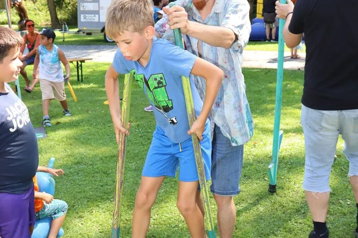 Am Ende des lustigen Nachmittages wurden die jungen Teilnehmer mit wertvollen Preisen für ihre Mühen belohnt.