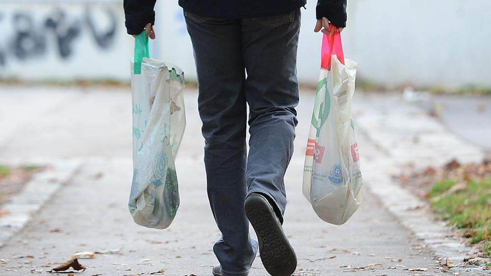 Die EU will den Verbrauch von Plastiksackerln eindämmen