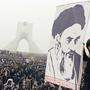Die Rückkehr Ayatollah Khomeinis am 1. Februar 1979 nach Teheran hat das Machtgefüge des Nahen und Mittleren Osten komplett umgekrempelt 