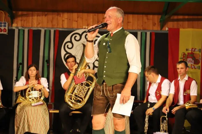 Die Eröffnung in der ESV Halle in Söding-St. Johann wurde von Bernd Prettenthaler moderiert, der das Festival vor rund 20 Jahren ins Leben gerufen hat.