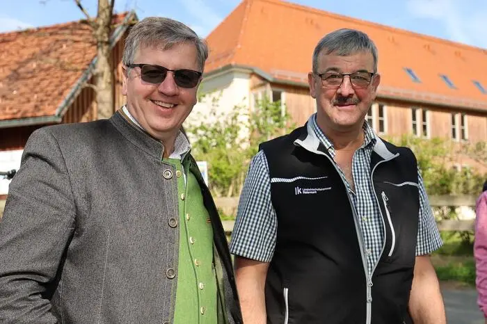 Matthias Kranz konnte noch zahlreiche weitere Ehrengäste begrüßen und er bedankte sich bei allen, die geholfen haben, dieses Projekt zu realisieren. Mit Musik und Kulinarik wurde schließlich gefeiert, die Segnung übernahm Pater Leo. 
