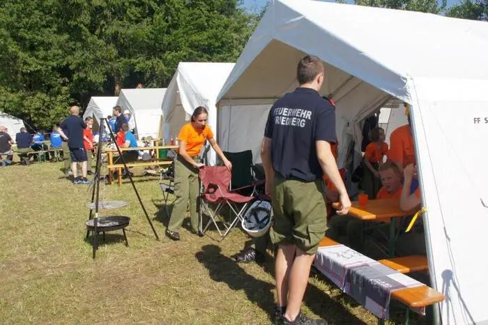 Der zweite Tag stand ganz im Zeichen des Feuerwehrjugendleistungsbewerbes und des Feuerwehrjugendbewerbsspieles.